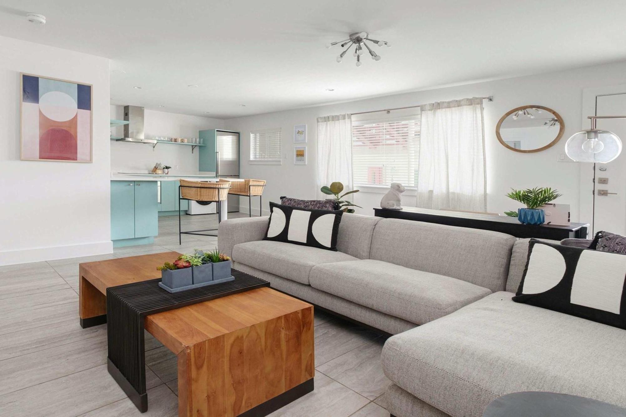 Chic Clarksville 2Br Condo Near Downtown ออสติน ภายนอก รูปภาพ